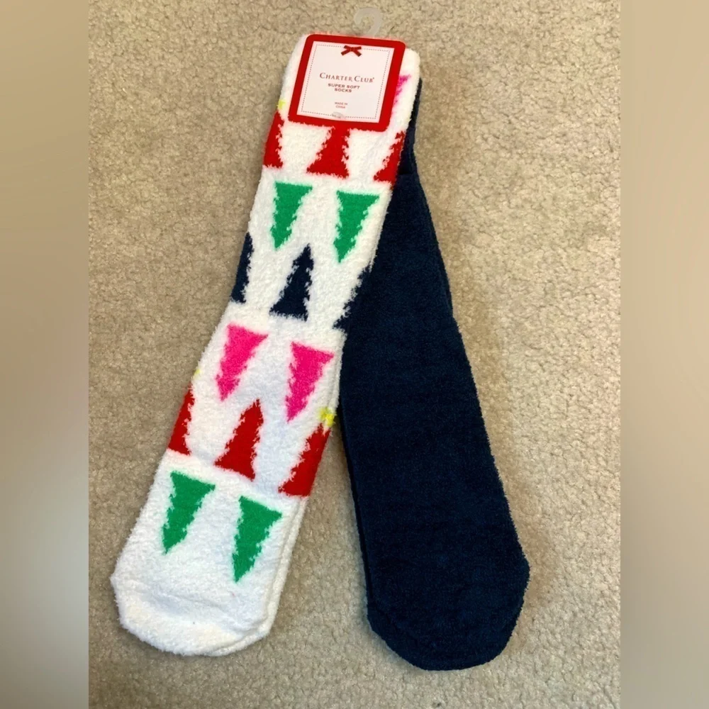 NWT 2 pair Charter Club Christmas Tree Theme‎ Socks Shoe Size 6-10